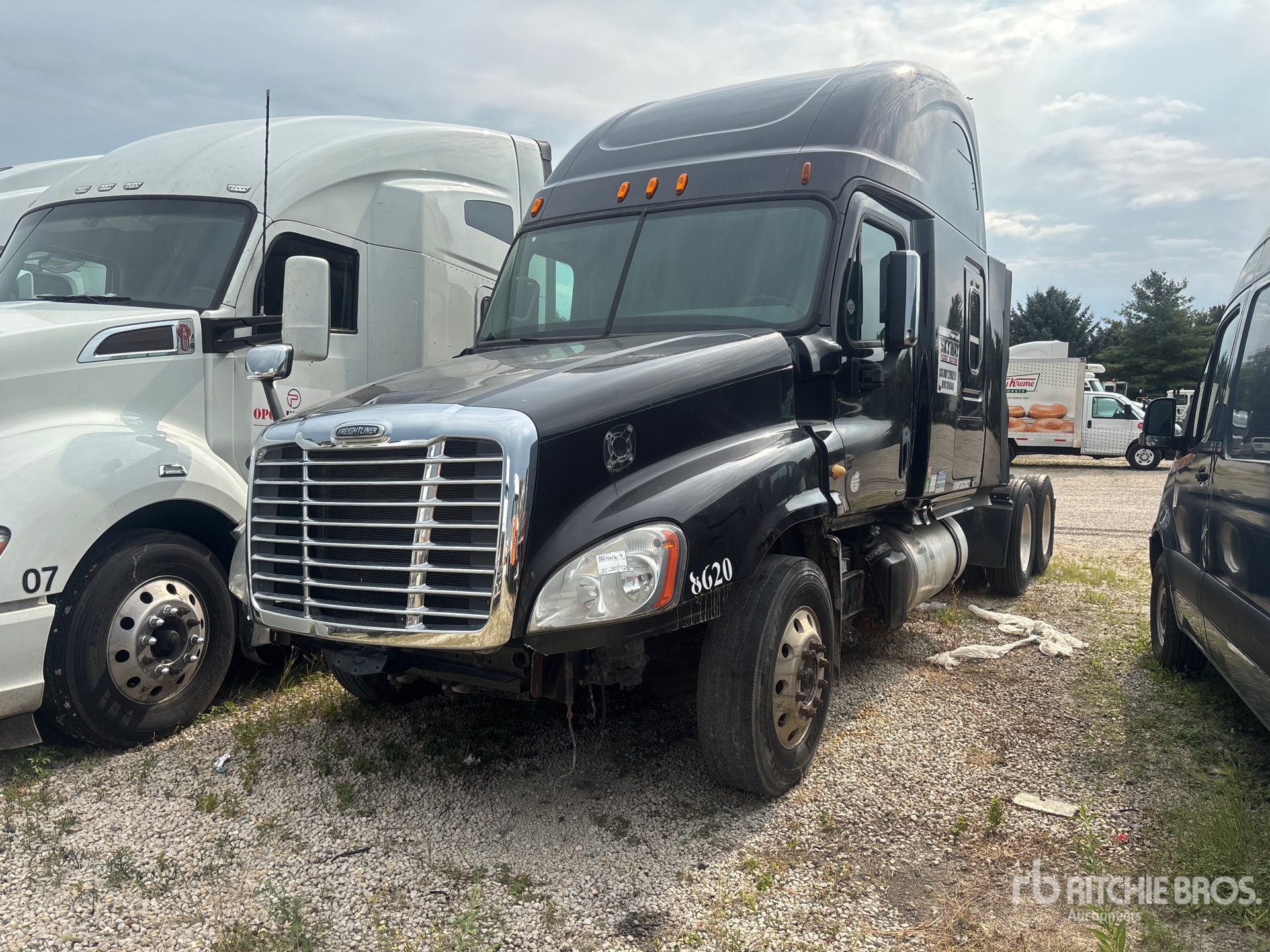 2015 Freightliner Cascadia 125 6x4 T/A Sleeper Truck Tractor (Inoperable)