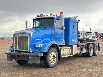 2000 Kenworth T800B 6x4 Sleeper Autocarro con argano