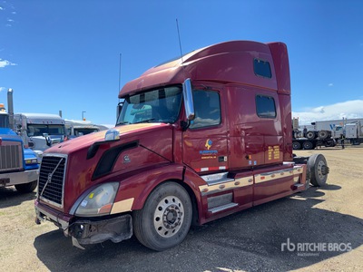 2007 Volvo VNL 780 6x4 3- Achs Sattelzugmaschine mit Schlafkabine (Inoperable)