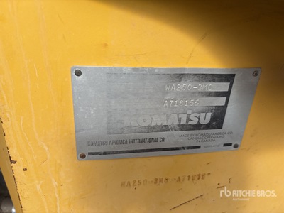 Komatsu WA250-3MC Chargeuse sur pneus