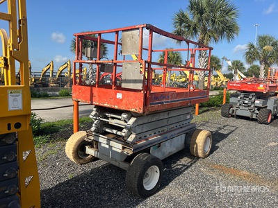 2009 Skyjack SJ6826 RT Electric Scissor Lift (Inoperable)