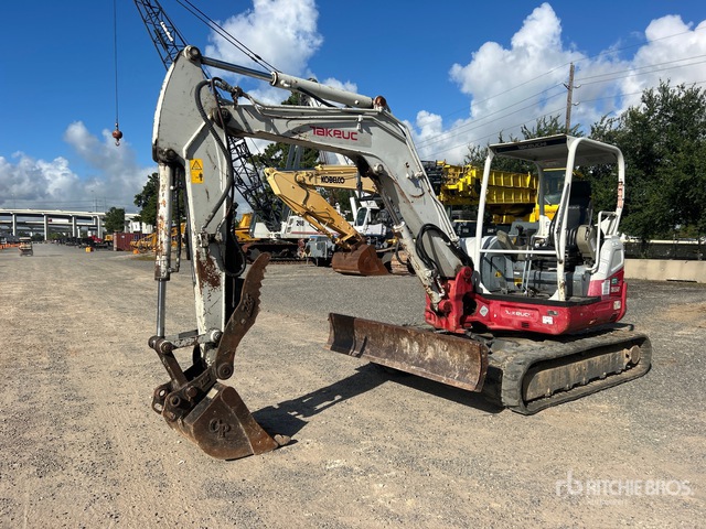 2017 Takeuchi TB260 Mini Excavator
