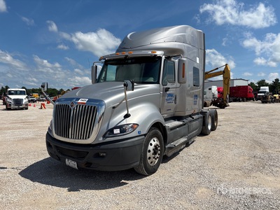 2015 International ProStar+ 122 6x4 Tracteur routier couchette