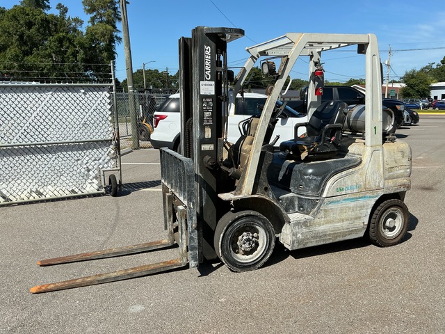 2017 UniCarriers PF50 4050 lb Pneumatic Tire Forklift