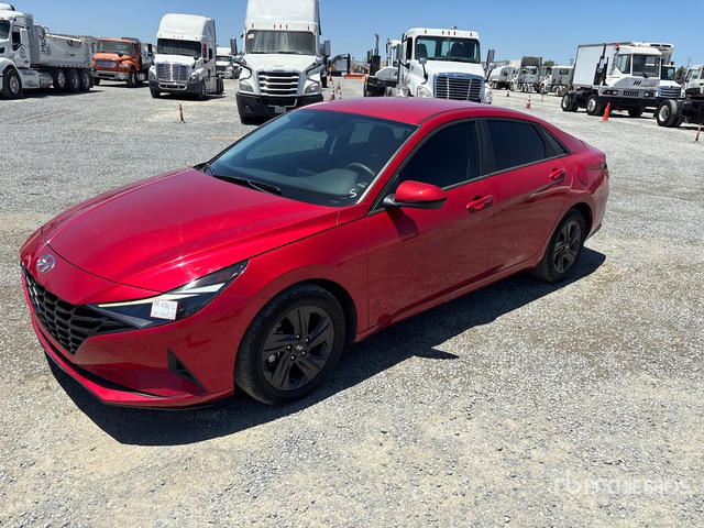 5NPLM4AG0MH041290 Hyundai Elantra Photo 1