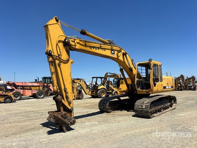 1996 John Deere 690E Tracked Excavator