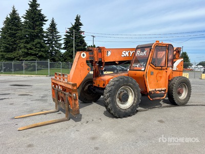 2000 Sky Track 8042 Telehandler