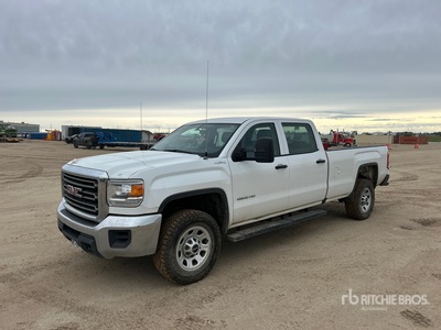 2018 GMC Sierra 2500HD 4x4 Crew Cab بيك اب
