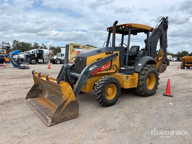 John Deere 410L 4x4 Backhoe Loader