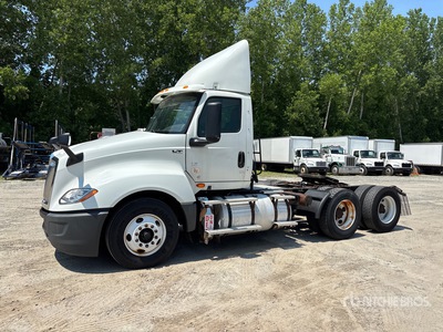 2019 International LT625 6x4 تراكتور شاحنة نهارية (ثنائية المحور)