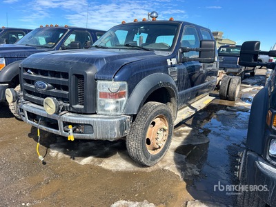 2009 Ford F-550 XL 4x4 Crew Cab Cabine en chassis