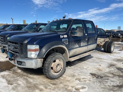 2010 Ford F-550 XL 4x4 Crew Cab Autocarro cabina e telaio