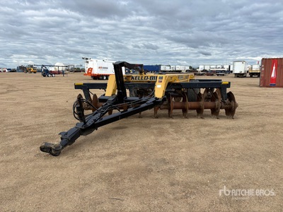 2013 Kello-Bilt 600 15 ft Offset Grada de disco
