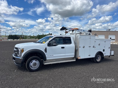 2019 Ford F-550 XLT 4x4 Extended Cab サービスカー