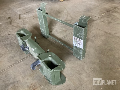 JLG 6611132 Hook & Stop Assembly