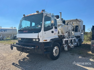2006 GMC T8500 6x4 Extended Cab Paint Striping Truck