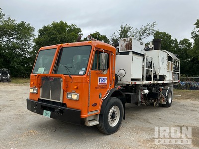 2001 Peterbilt 320 4x2 Thermo Paint Striping Truck