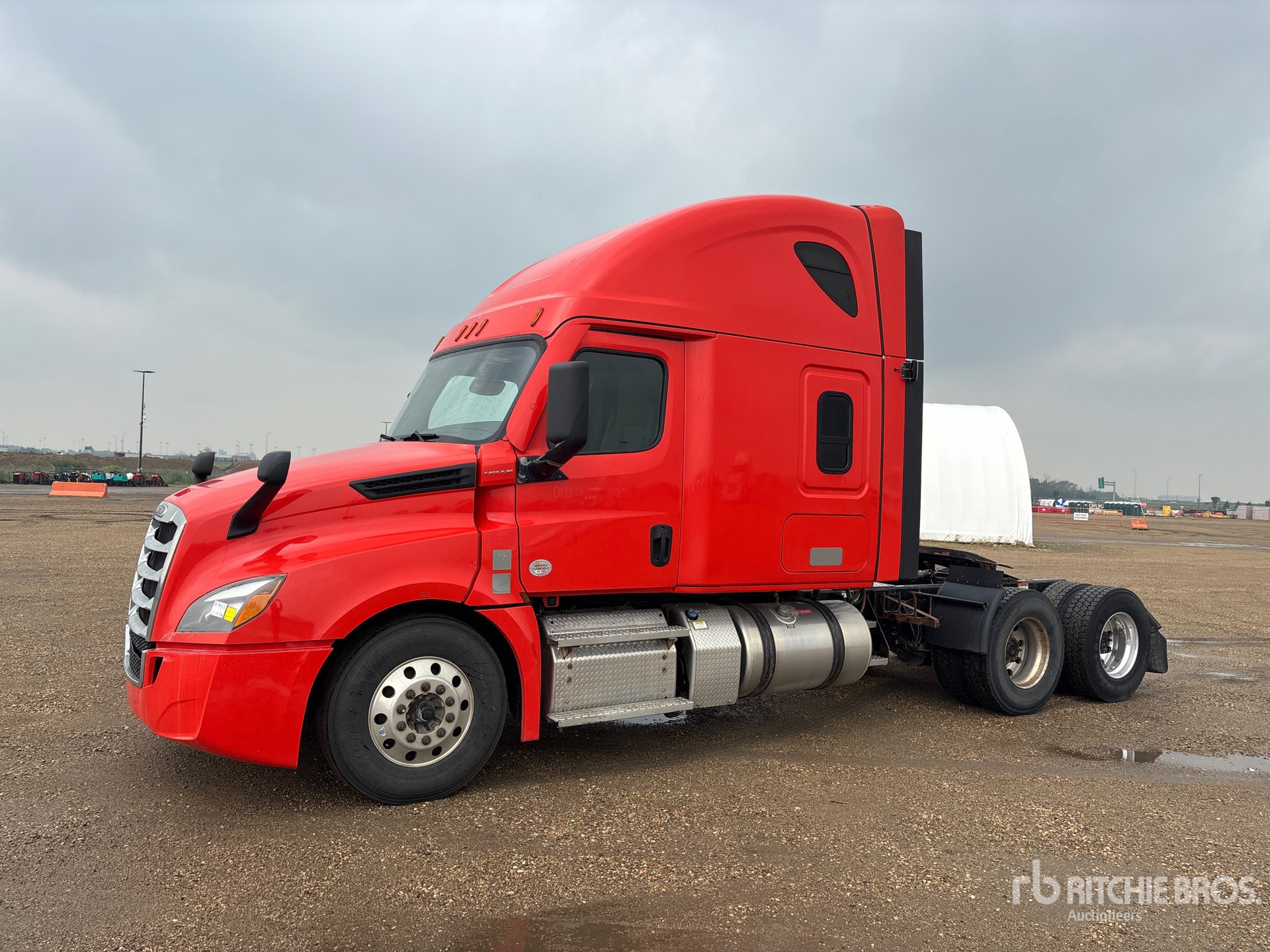 2021 Freightliner Cascadia 126 6x4 T/A Sleeper Truck Tractor
