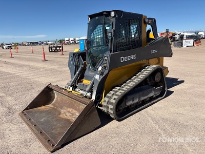 2022 John Deere 325G Two-Speed Compact Track Loader