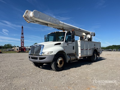 2006 Altec AM855 55 ft on 2007 International 4300 4x2 Lkw-Arbeitsbühne