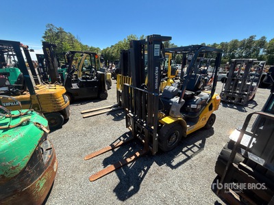 2021 Komatsu FG25T-16 4650 lb Pneumatic Tire Forklift