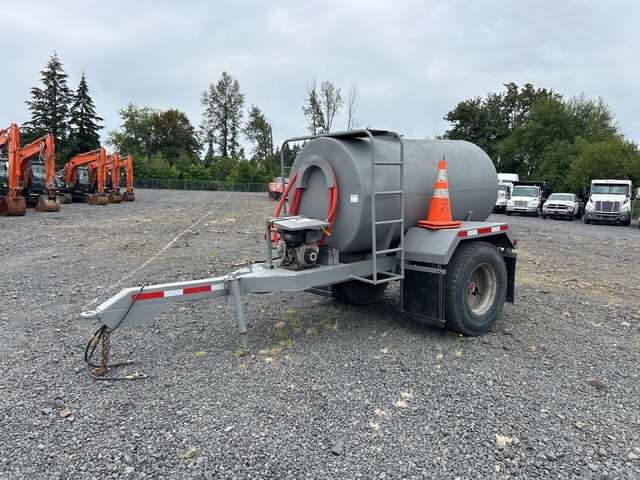1970 H & M S/A Water Tank Trailer 1970 H & M S/A Water Tank Trailer