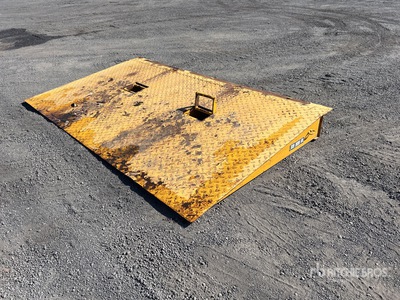 2023 CR60 1270 mm x 2200 mm Container Ramp