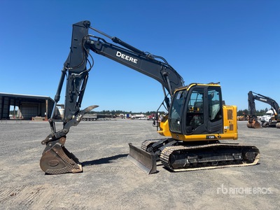 2024 John Deere 135 P-Tier 油圧ショベル