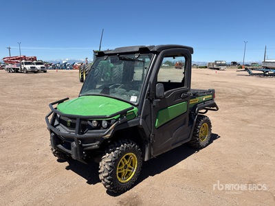 2023 John Deere Gator 4x4 Vehículo utilitario