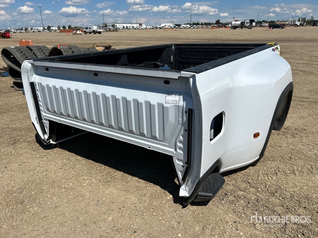 Chevrolet 3500 Dually Truck Box | Ritchie Bros. Auctioneers