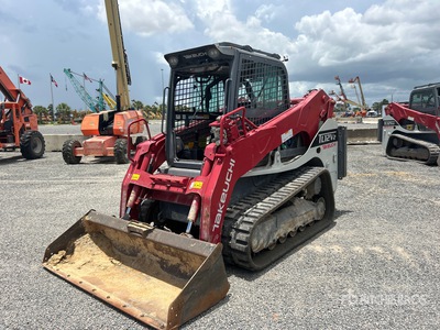 2022 Takeuchi TL12V2 を見 Compact Track Loader