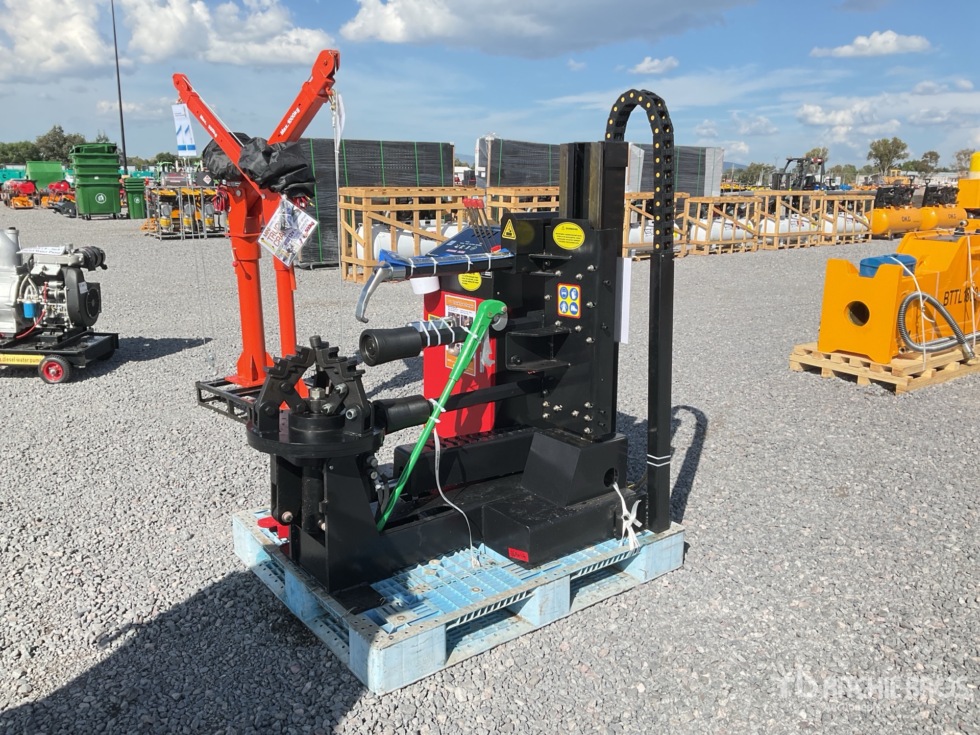 2026 SUN SA1300 Cambiador de Llantas de Camion (Sin Usar) / Truck Tire Changer (Unused)