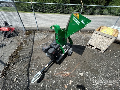 John Deere WC575E Tow-Behind Wood Chipper