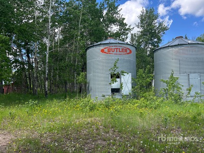 Butler +/- 2000 bu 4 Ring Grain Bin