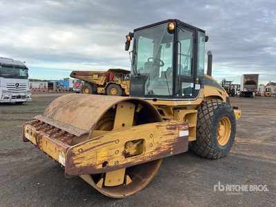 2003 Cat CS-563E جهاز ضاغط  الأسطوانة الناعمة
