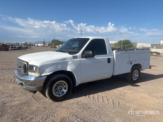 2003 Ford F-250 4x2 Utility Truck