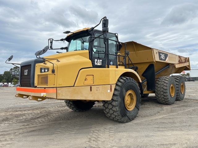 2017 Cat 745 Articulated Dump Truck