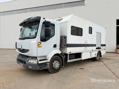 2010 Renault Midlum Camion Fourgon Furgoneta caja cerrada