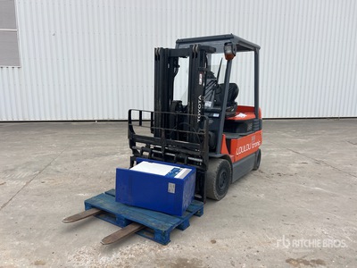 2012 Toyota 7FBMF25 2300 kg Chariot Elevateur Electric Forklift