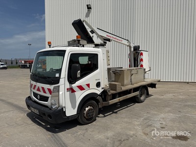 2016 Time ETL26 8 m on 2016 Renault Maxity 4x2 Camion Nacelle Bucket Truck