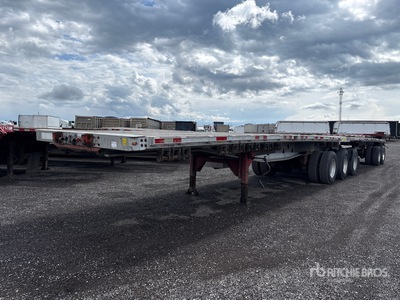 2011 Manac 28 ft Tri/A B-Train Lead Flatbed Trailer