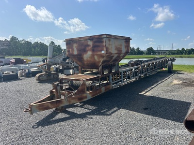 32 in x 70 ft Portable Stacking Conveyor
