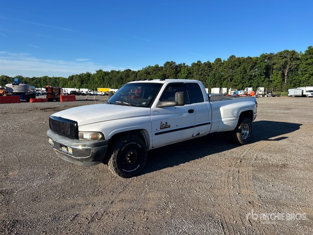 1999 Dodge Ram 3500 SLT 4x2 Crew Cab Pickup