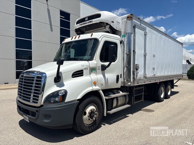 2016 Freightliner Cascadia 6x4 Camiones