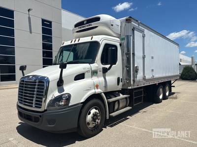 2016 Freightliner Cascadia 113 6x4 Kühlfahrzeuge