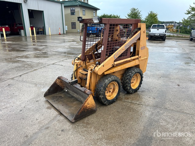 Case 1825 Skid Steer Loader