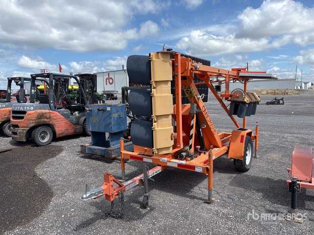 S/A Trailer Mounted Traffic Light