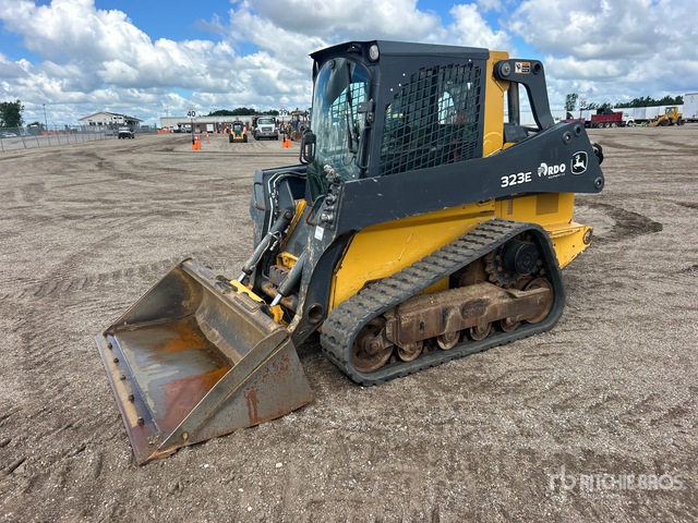 2018 John Deere 323E Compact Track Loader