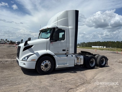 2023 Volvo VNR300 Ciągnik siodłowy T/A z kabiną dzienną