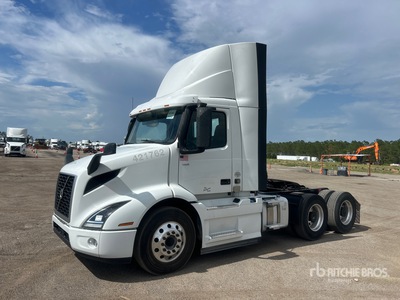 2022 Volvo VNR300 6x4 Cabeza Tractora Cabina Corta